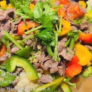 Bò xào rau củ